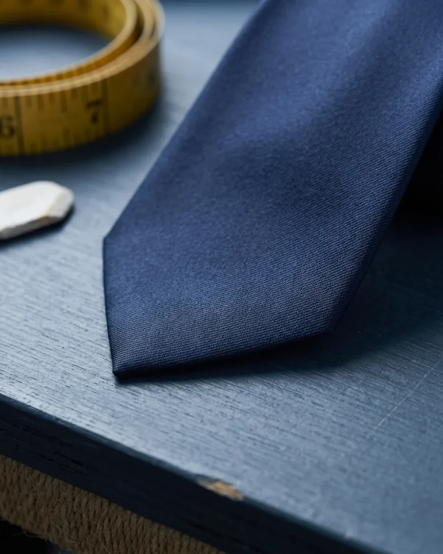 Silk Twill Tie, Navy, close up